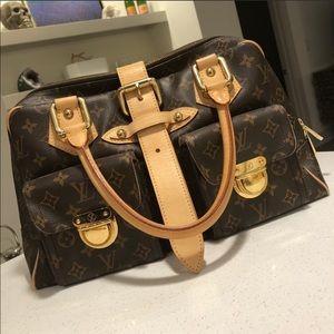 Authentic Louis Vuitton Manhatten GM